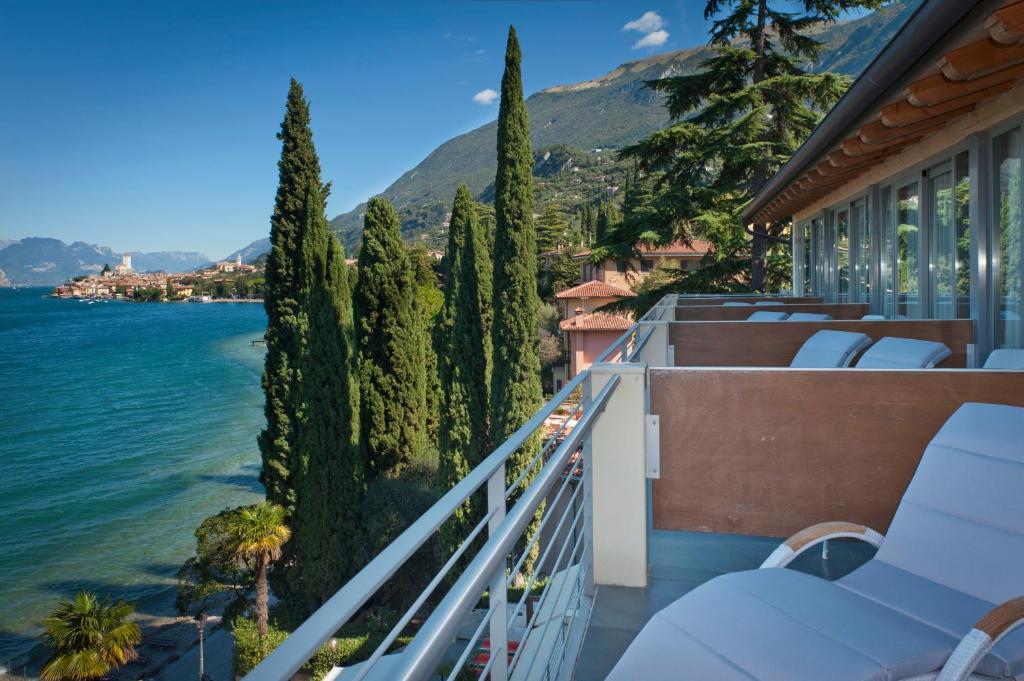 Beach Hotel Du Lac Malcesine Buitenkant foto
