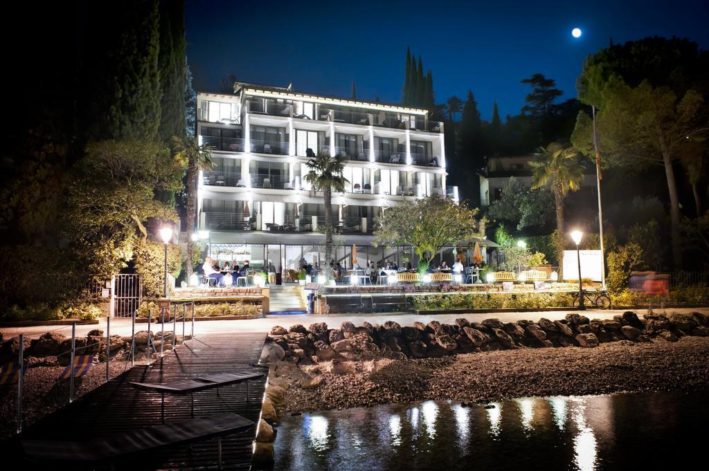 Beach Hotel Du Lac Malcesine Buitenkant foto